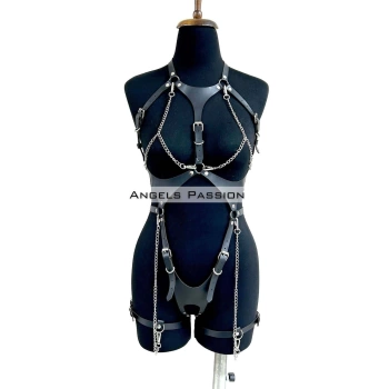 MARSİLYAN- Deri Body Harness, Zincir ve Kelepçeli Fantezi İç Giyim - APFT1098