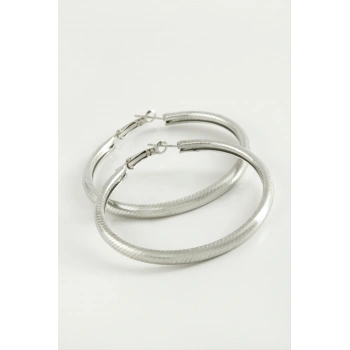 Noktalı Boru Halka Küpe 4,5 cm