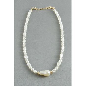 Oval Taşlı İnci  Kolye