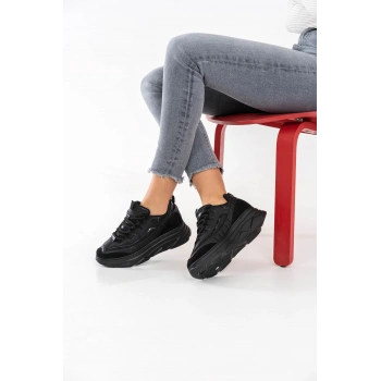 Paloma Siyah Bağcıklı Spor Ayakkabı