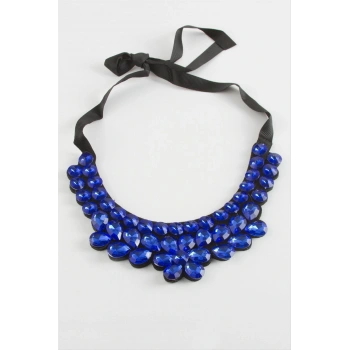 Papatya Taşlı Yaka Kolye