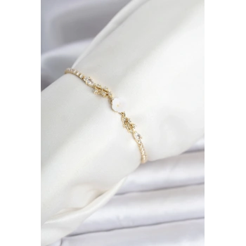 Pirinç Gold Renk Çiçek Model Su Yolu Kadın Bileklik