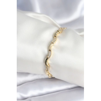 Pirinç Gold Renk Dalgalı Model Kadın Bileklik - TJ-BB7962