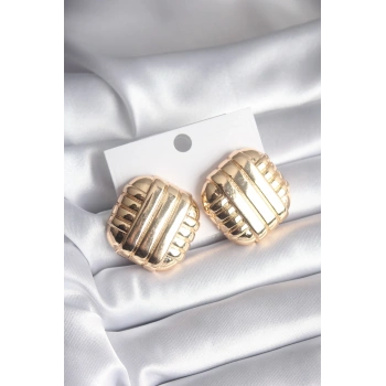 Pirinç Gold Renk İşleme Detay Kadın Küpe - TJ-BKP8403