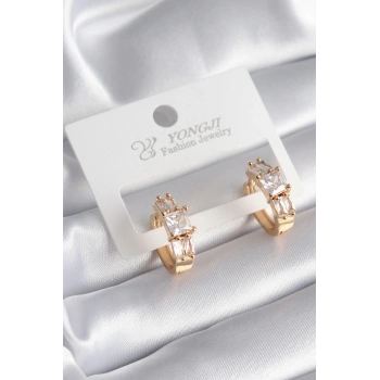 Pirinç Gold Renk Kare Zirkon Taşlı Kadın Küpe - TJ-BKP8352