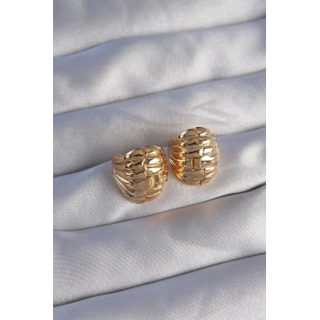 Pirinç Gold Renk Tırtıklı Minimal Bombeli Tasarım Küpe - TJ-BKP9080