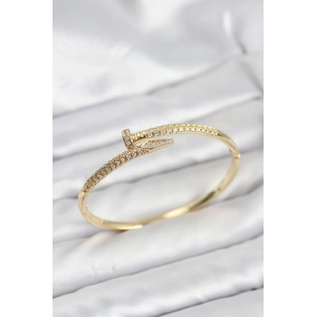 Pirinç Gold Renk Zirkon Taşlı Çivi Model Kadın Kelepçe Bileklik - TJ-BB8225