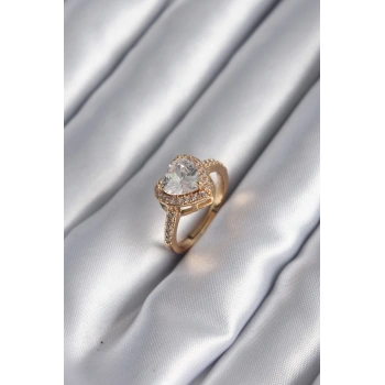 Pirinç Gold Renk Zirkon Taşlı Kalp Charm Model Kadın Yüzük - TJ-BYK2953