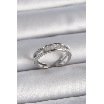 Pirinç Gümüş Renk Ayarlanabilir Sıralı İncili Zirkon Taşlı Kadın Yüzük - TJ-BYK3381