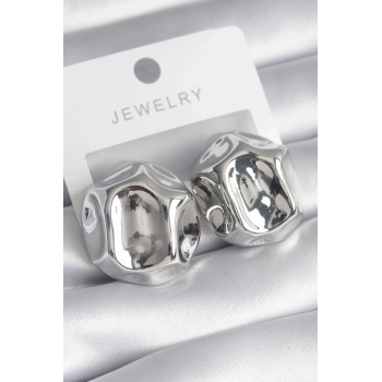 Pirinç Gümüş Renk İşlemeli Top Model Kadın Küpe - TJ-BKP8558