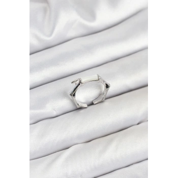 Pirinç Gümüş Renk Kemik Model Kadın Yüzük - TJ-BYK3849