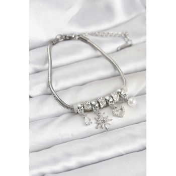 Pirinç Gümüş Renk Kutup Yıldızı ve Kalp Charmlı Kadın Bileklik - TJ-BB8180