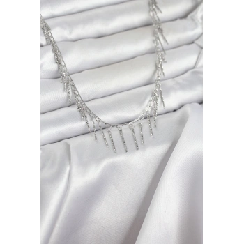 Pirinç Gümüş Renk Saçaklı Model Kadın Kolye - TJ-BKO11007