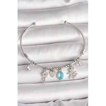 Pirinç Gümüş Renk Sallantı Zirkon Taşlı Ayıcık Figür Çiçek Detay Charm Kadın Bileklik - TJ-BB6908