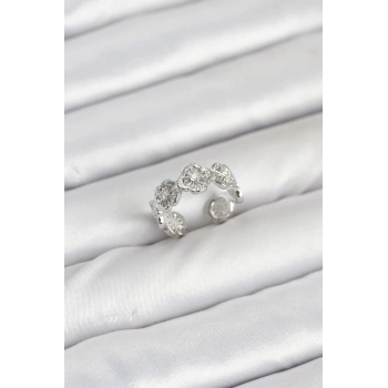 Pirinç Gümüş Renk Yonca Model Kadın Yüzük - TJ-BYK3895