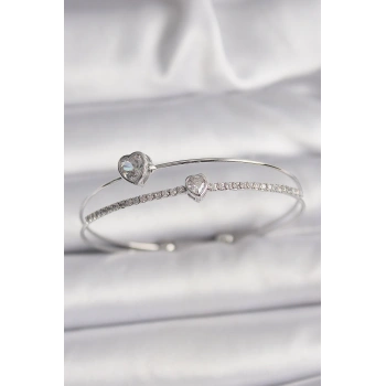 Pirinç Gümüş Renk Zirkon Taşlı Kalp Model Kadın Bileklik - TJ-BB6537