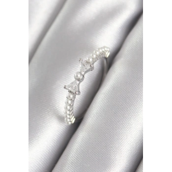 Pirinç Gümüş Renk Zirkon Taşlı Kurdele Model İnci Detay Kadın Yüzük - TJ-BYK3060