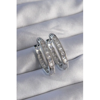 Pirinç Gümüş Renk Zirkon Taşlı Oval Model Küpe - TJ-BKP9078