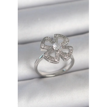 Pirinç Gümüş Renk Zirkon Taşlı Yonca Model Ayarlanabilir Kadın Yüzük - TJ-BYK3718