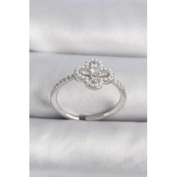 Pirinç Gümüş Renk Zirkon Taşlı Yonca Model İnci Detay Kadın Yüzük - TJ-BYK3493