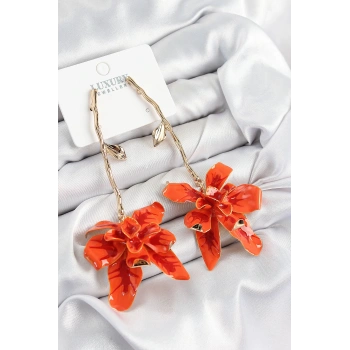 Pirinç Sallantılı Kırmızı Çiçek Model Gold Renk Kadın Küpe - TJ-BKP10982