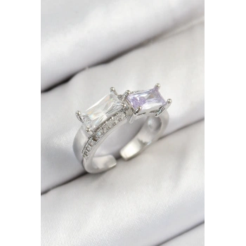 Pirinç Zirkon Taşlı Dikdörtgen Model Gümüş Renk Kadın Yüzük - TJ-BYK3798