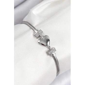 Pirinç Zirkon Taşlı Kalp Model Gümüş Renk Kadın Bileklik - TJ-BB7900