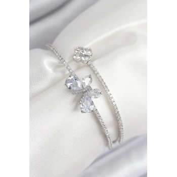 Pirinç Zirkon Taşlı Kelebek Ve Yonca Model Gümüş Renk Kadın Bileklik - TJ-BB7850