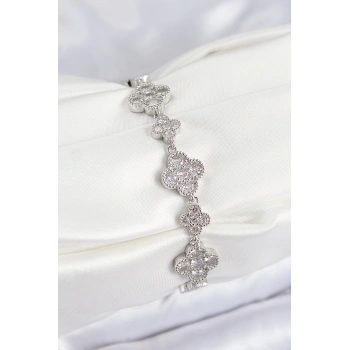 Pirinç Zirkon Taşlı Yonca Model Gümüş Renk VIP Seri Kadın Bileklik - TJ-BB7521