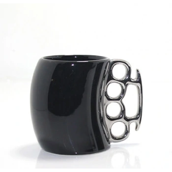 Porselen Muşta Tasarımlı Kupa Bardak Siyah