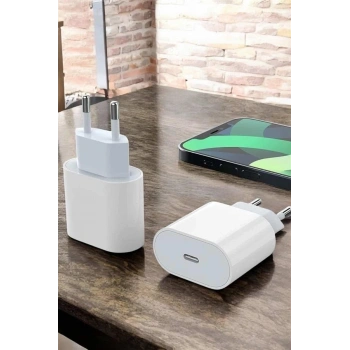 Şarj Aleti İos 15/15 Pro Max Uyumlu Şarj Adaptörü Ve Kablosu