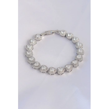 Vip Seri Pirinç Zirkon Taşlı Gümüş Renk Kalp Model Bileklik - TJ-BB6073