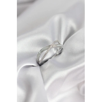 Zirkon Taşlı Sarmal Sedefli Gümüş Renk Kadın Yüzük - TJ-BYK3926