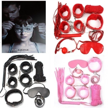 MARSiLYAN-  Grinin 50 Tonu Fantazi Kelepçe Kırbaç Seti