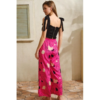 MARSiLYAN- Kalın Askılı Viskon Çiçek Desenli Sırt Aksesuarlı Yazlık Dantel Detaylı Pijama Altı