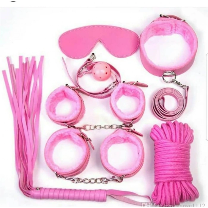 MARSiLYAN-  Grinin 50 Tonu Fantazi Kelepçe Kırbaç Seti