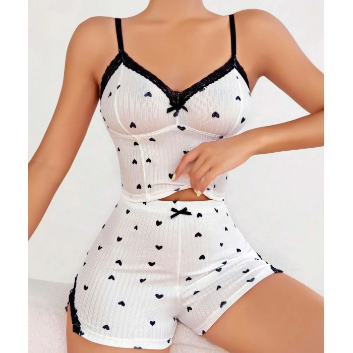 MARSiLYAN- Pamuklu Beyaz Üstüne Siyah Kalp Desen Fitilli Askılı Şortlu Pijama Takımı