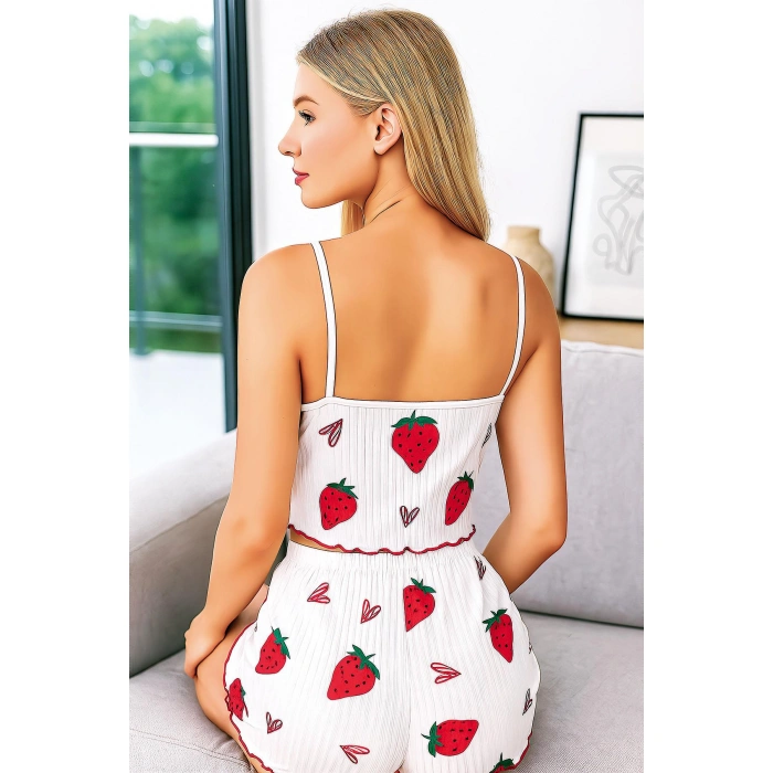 MARSiLYAN-  Penye Kumaş Çilek Desen Beyaz Şortlu Takım