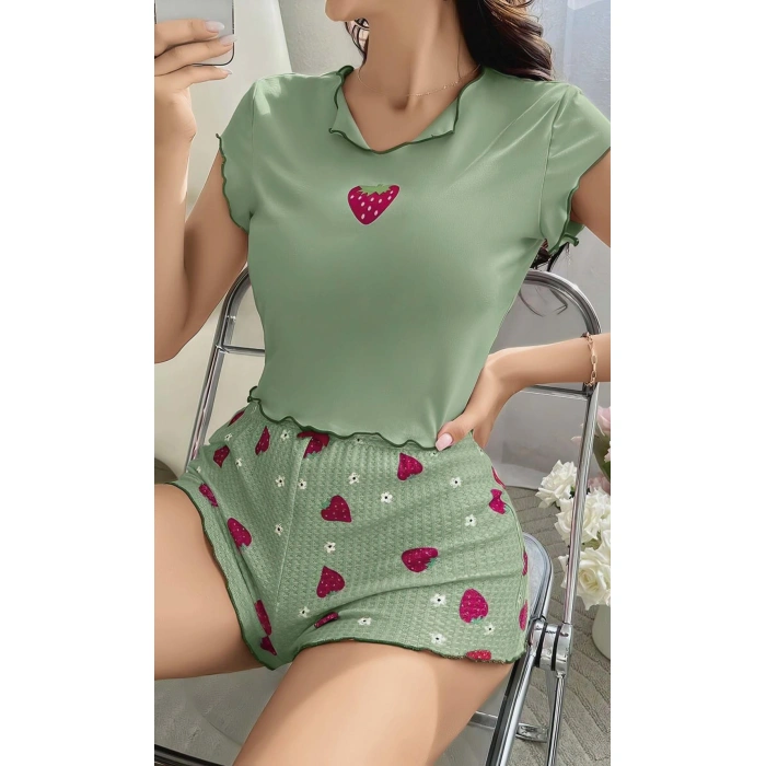 MARSiLYAN- Yeşil Çilek Desenli Askılı Şortlu Pijama Takım