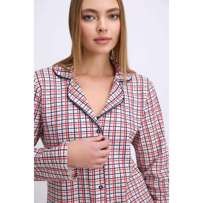 Pamuklu Uzun Kol Düğmeli Gömlek Ve Ekose Pantolon Pijama Takımı