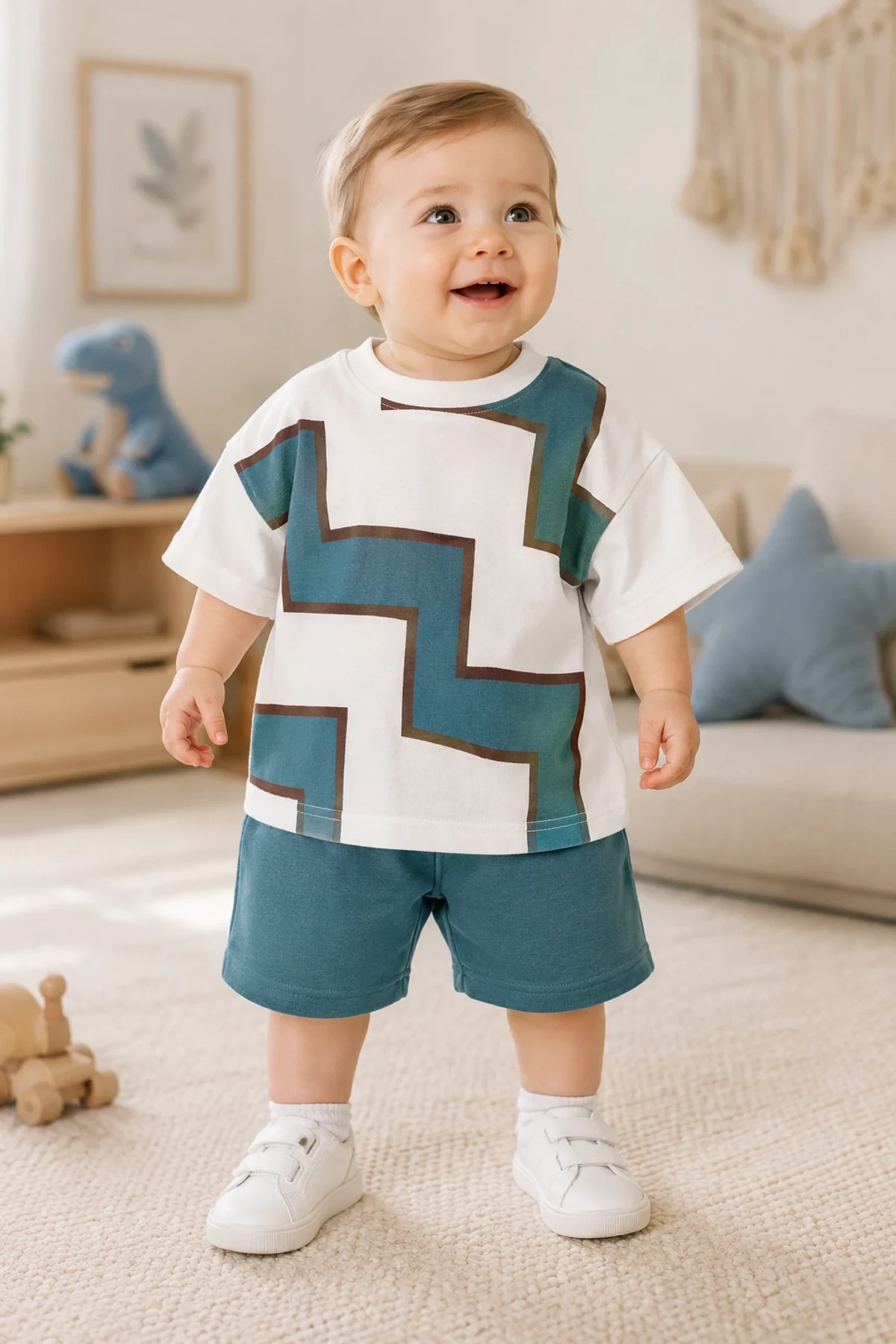 Geometrik Baskılı Oversize Bebek Takımı – 6/18 Ay