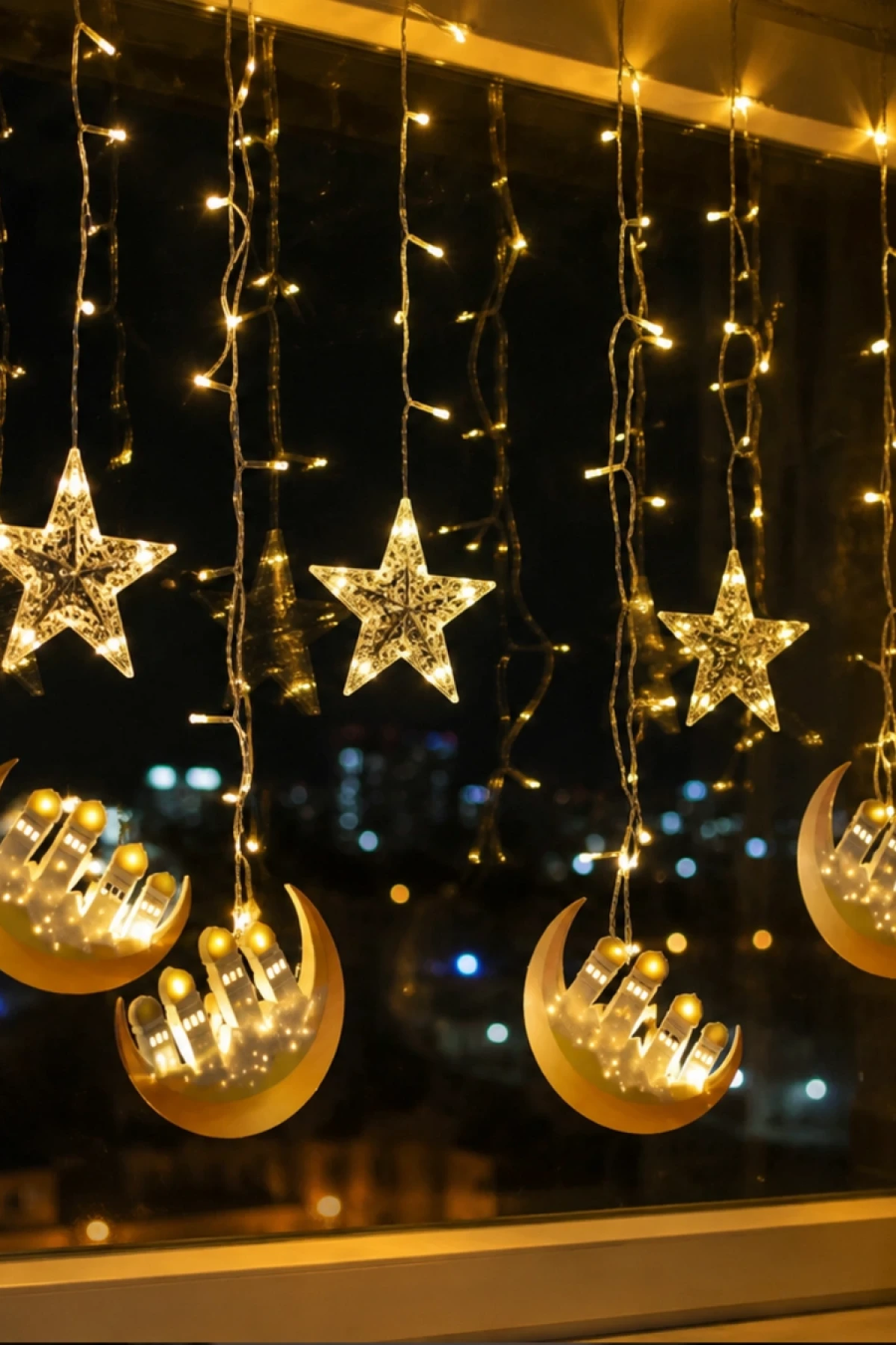 3x3 m Hilal ve Yıldız Figürlü Ramazan LED Perde Işığı – A++ Enerji Verimli