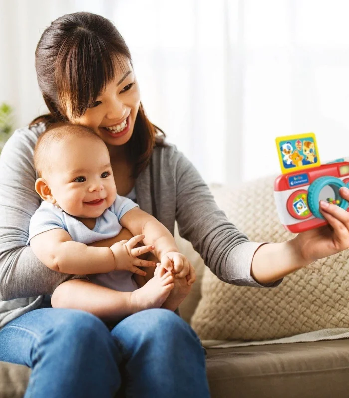 17461 Baby Clementoni - Bebek Kamerası +9 ay