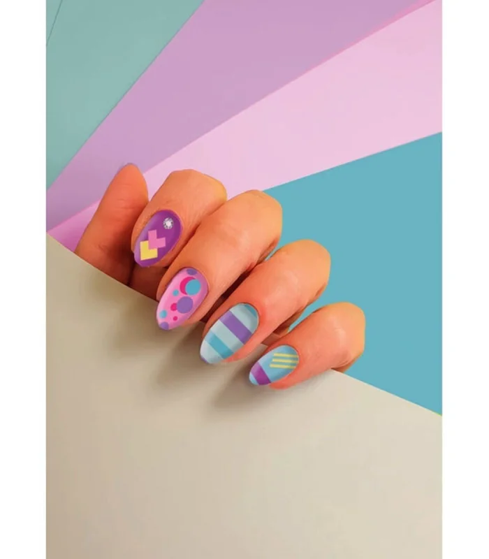 18896 Crazy Chic - Tak ve Git Tırnaklar - Rengarenk