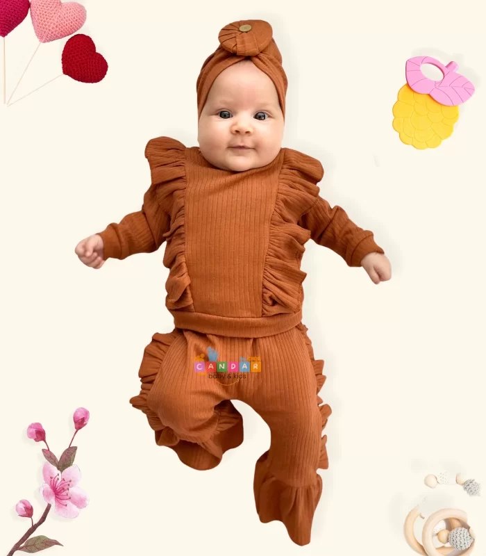 3-12 Ay Kız Bebek Takımı Omuzdan Fırfır Bone 3lü Kahverengi