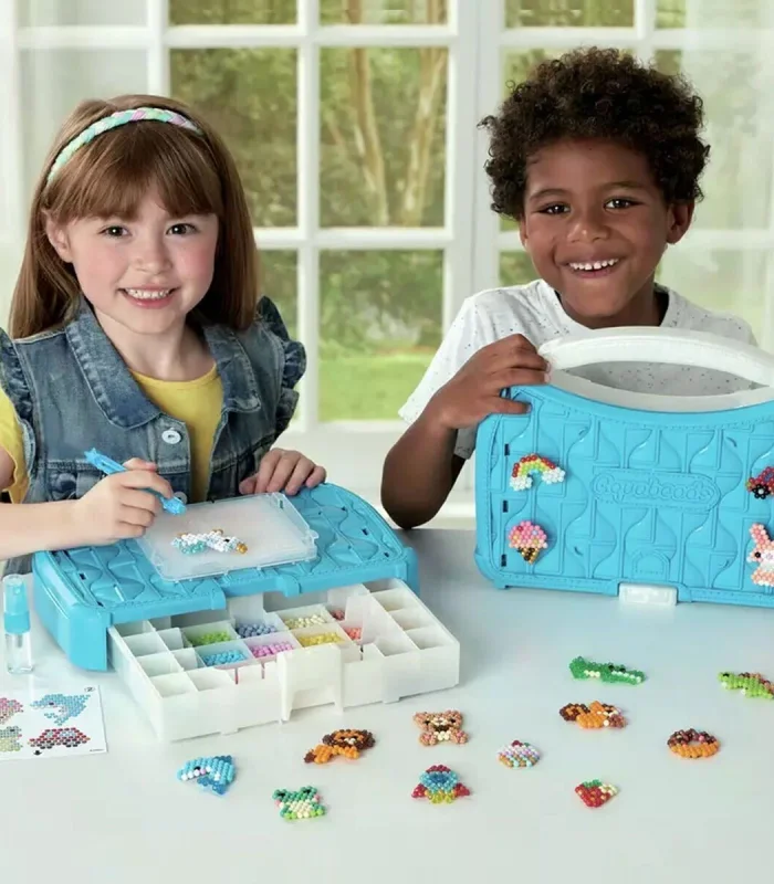 35087 AquaBeads Çantalı Başlangıç Stüdyosu 900 parça +4 yaş