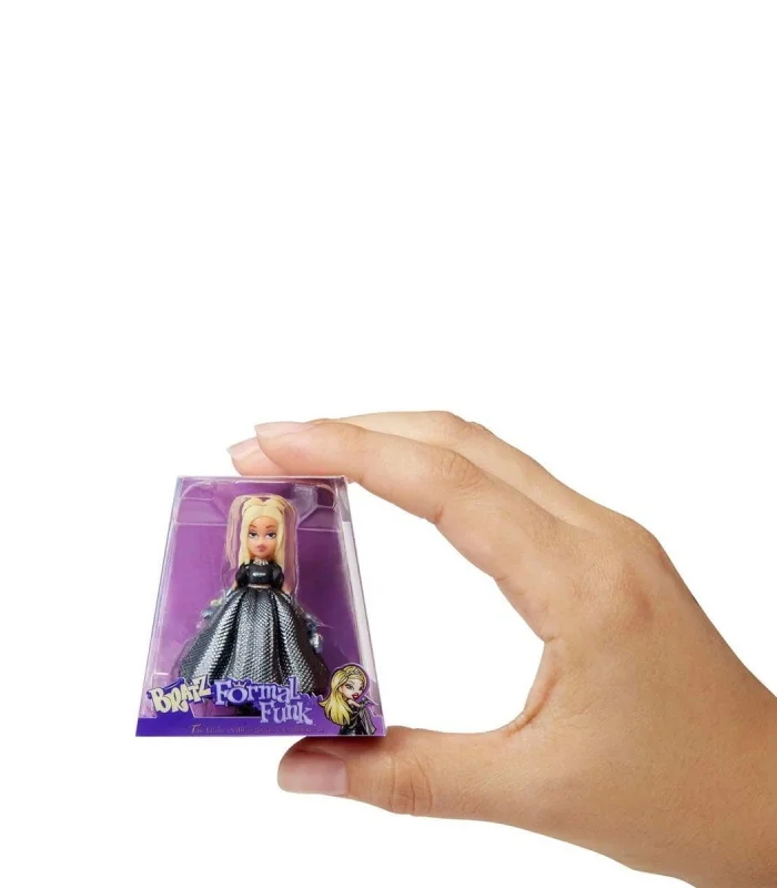 505327 - 505310C3 Bratz Minis