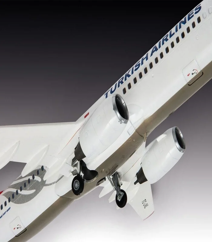 63772 Revell - Turkish Airlines Boeing 737-800 1:144 Maket Kiti