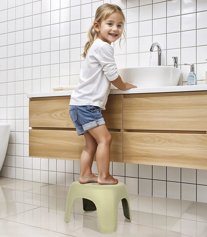 7127 Kaydırmaz Yükseltici Tabure Eco Yeşil -Dolu Oyuncak