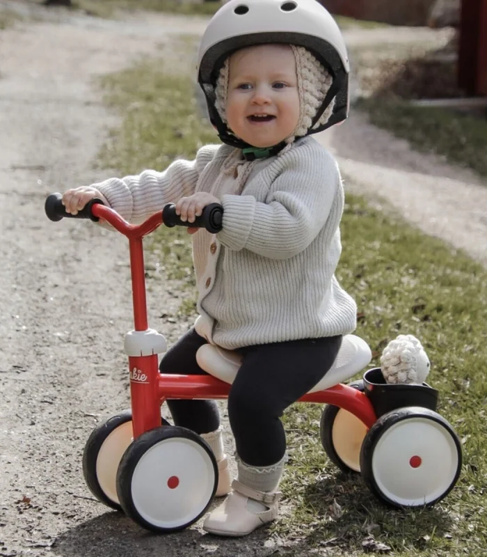 7600721400 ROOKIE RIDE-ON RED